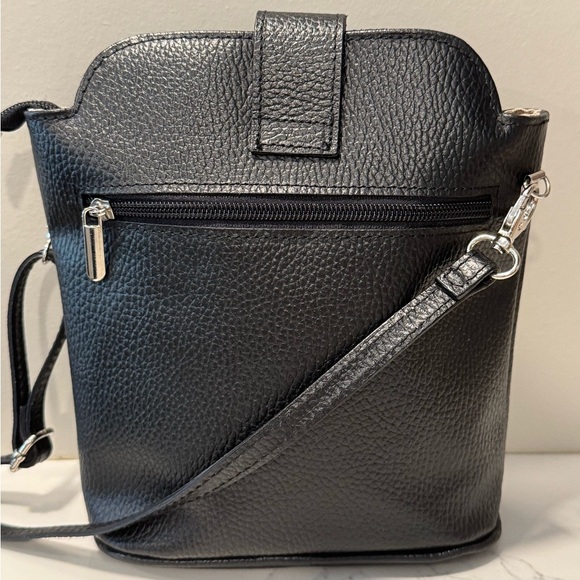M&R Moda in Pelle Firenze Small Black Everyday Bag - Picture 6 of 16